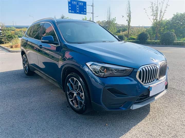 Фото 3 - BMW X1