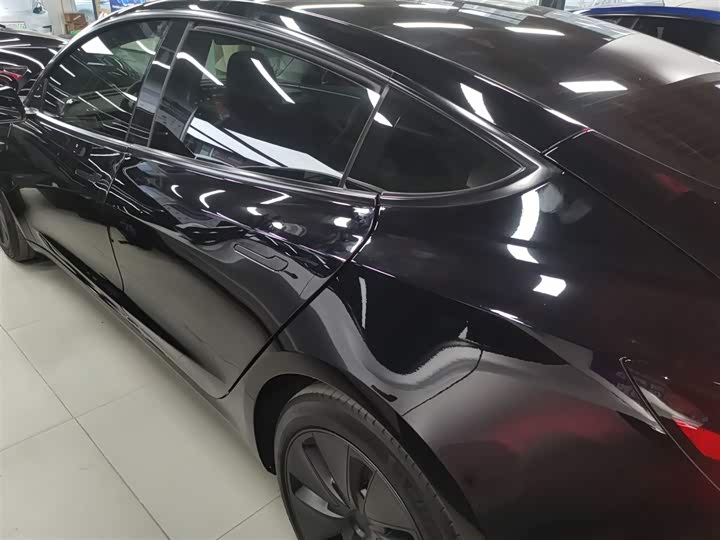 Фото 5 - Tesla Model 3