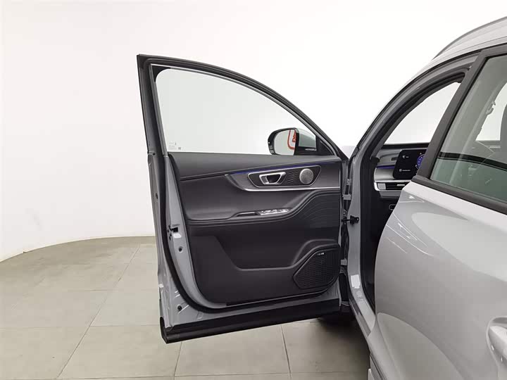 Фото 8 - Chery Tiggo 8 Pro Hybrid