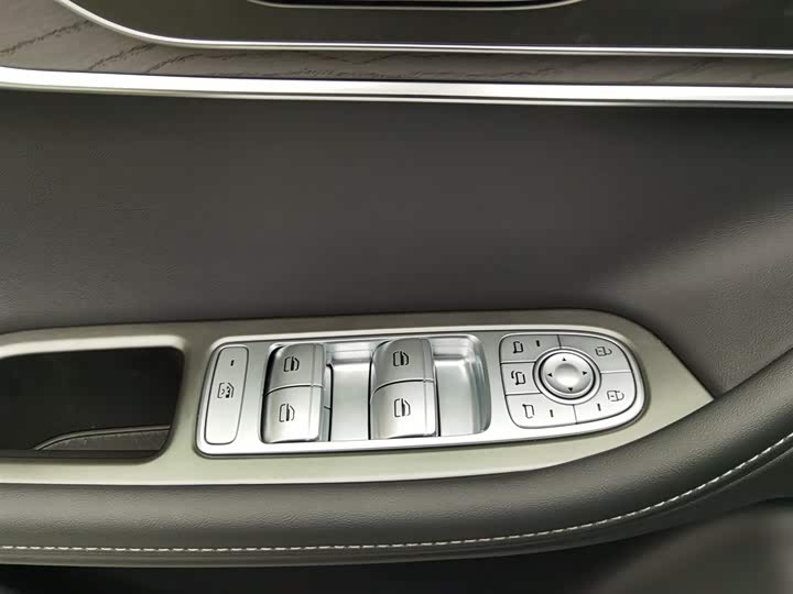 Фото 9 - Chery Tiggo 8 Pro Hybrid