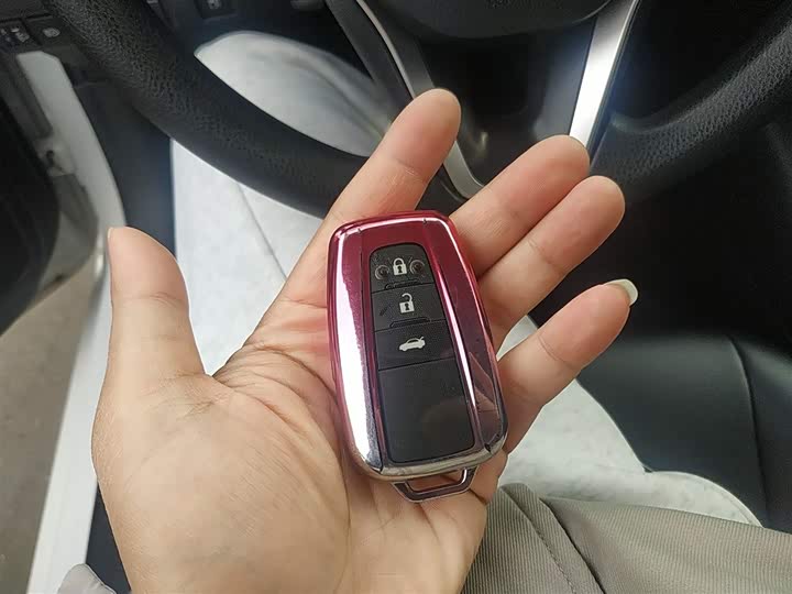 Фото 9 - Toyota Corolla