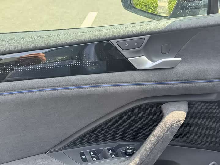 Фото 7 - Volkswagen Tiguan L Pro