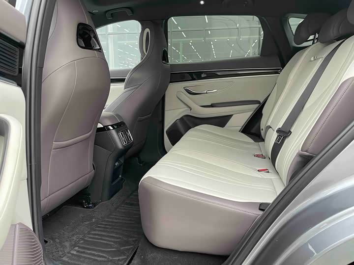 Фото 6 - BYD Song Plus Hybrid/EV