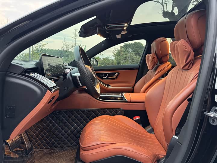 Фото 9 - Mercedes-Benz S-Class