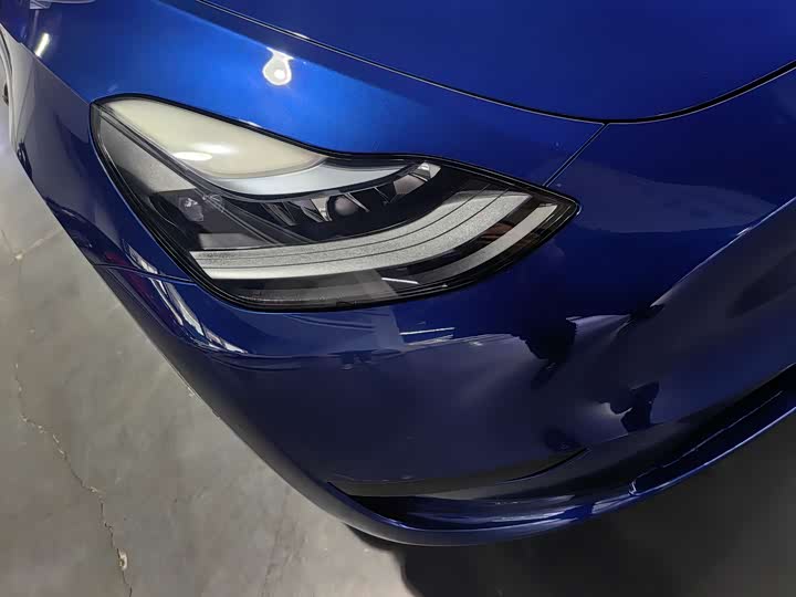 Фото 4 - Tesla Model Y