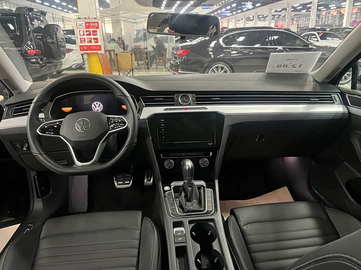 Фото 8 - Volkswagen Magotan