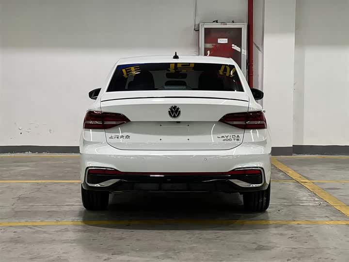 Фото 6 - Volkswagen Lavida
