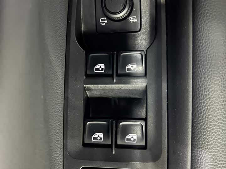 Фото 9 - Volkswagen Lavida