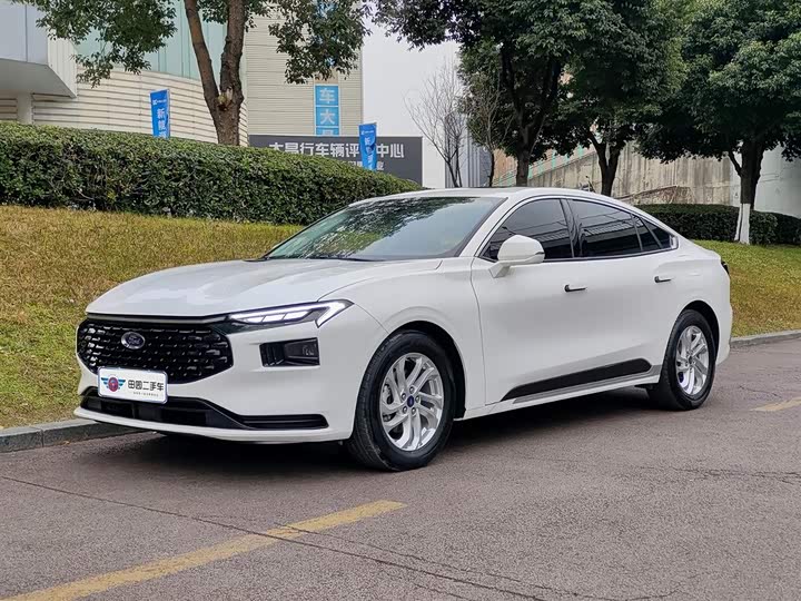 Фото 1 - Ford Mondeo