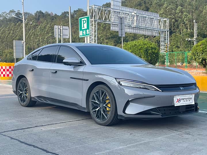 Фото 3 - BYD Han