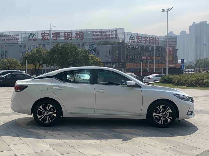 Фото 5 - Nissan Sylphy