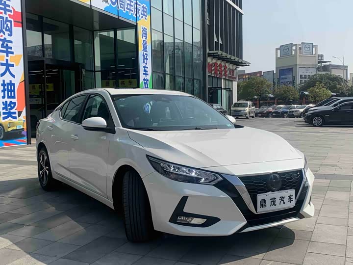 Фото 6 - Nissan Sylphy