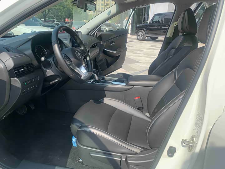 Фото 9 - Nissan Sylphy