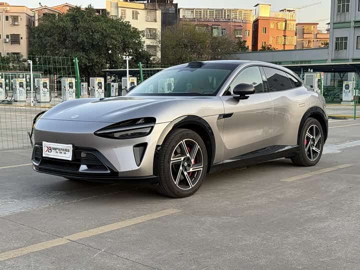 Фото 1 - Xiaomi YU7