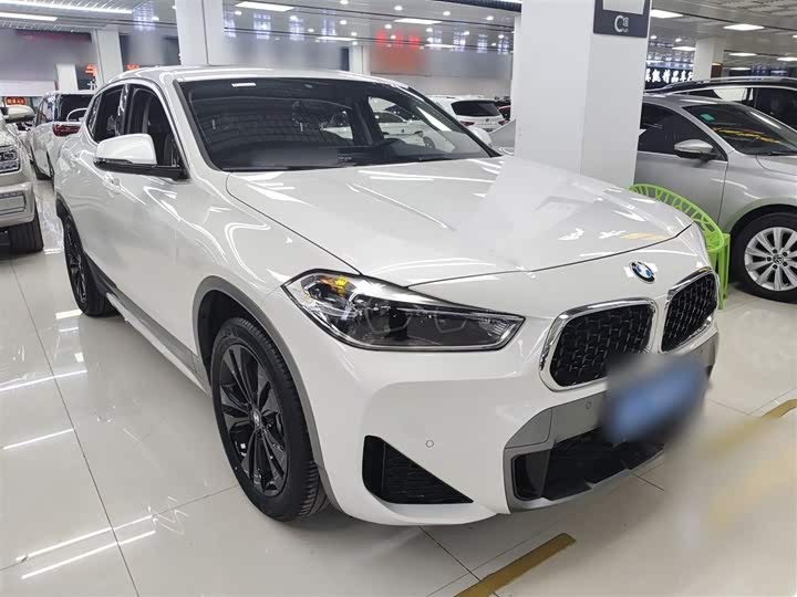 Фото 4 - BMW X2