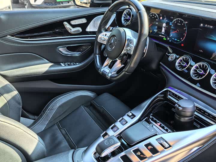 Фото 4 - Mercedes-Benz AMG GT