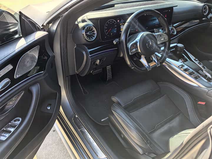 Фото 7 - Mercedes-Benz AMG GT