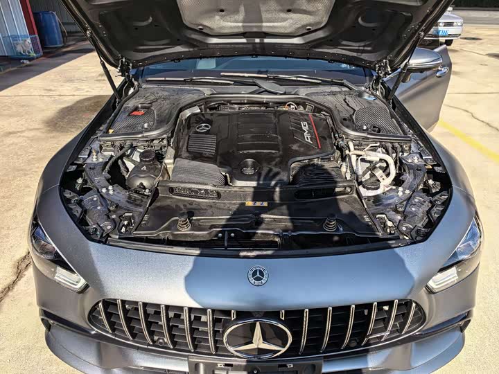 Фото 9 - Mercedes-Benz AMG GT