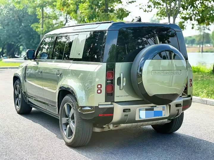 Фото 3 - Land Rover Defender