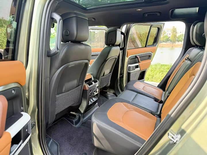 Фото 5 - Land Rover Defender