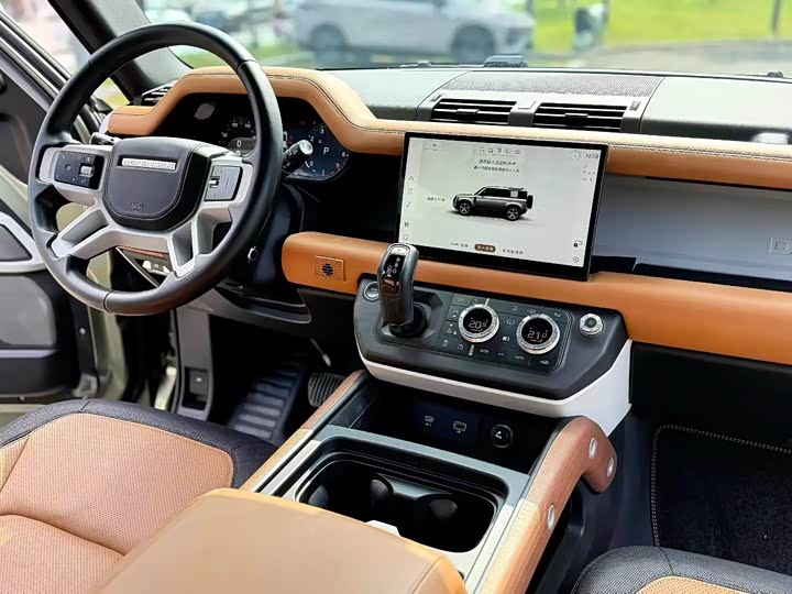 Фото 7 - Land Rover Defender