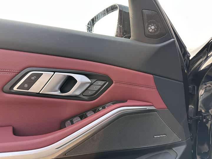 Фото 6 - BMW 3 Series