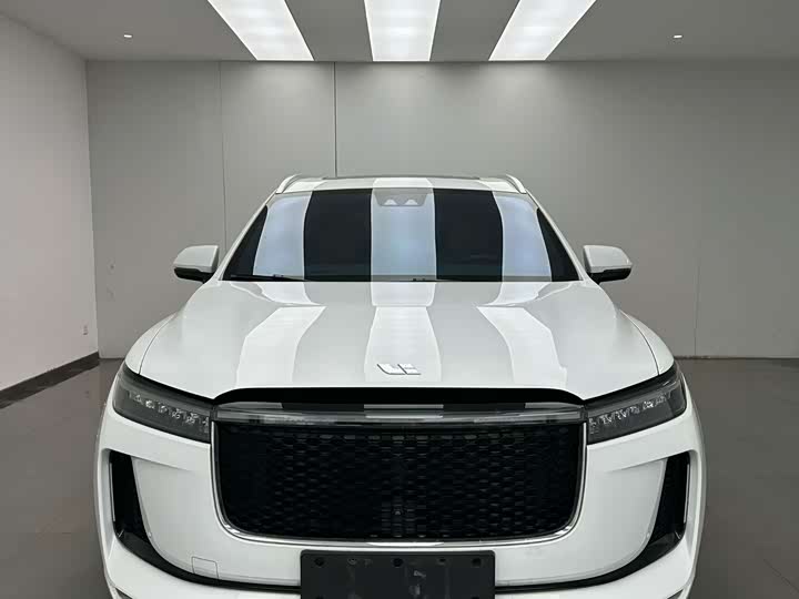 Фото 2 - LiXiang One