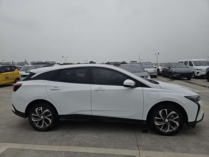 Фото 6 - Buick Velite 6