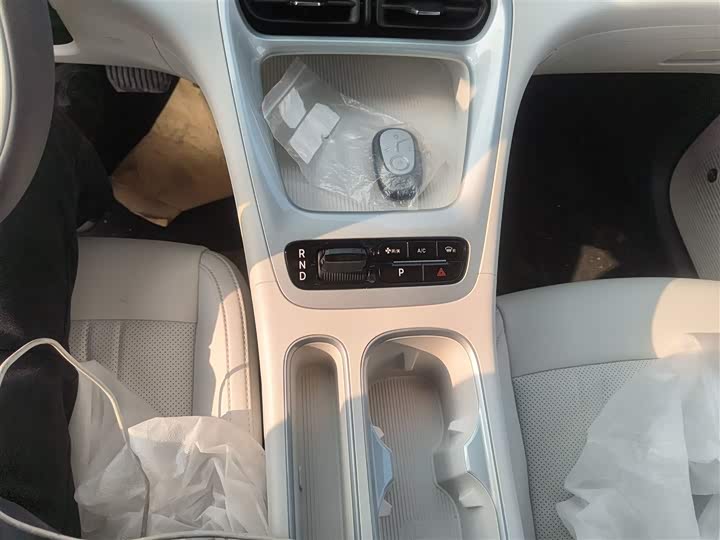 Фото 6 - Geely Galaxy Geome