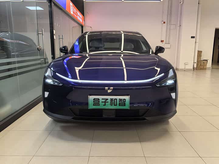 Фото 2 - Geely Jiyue 01