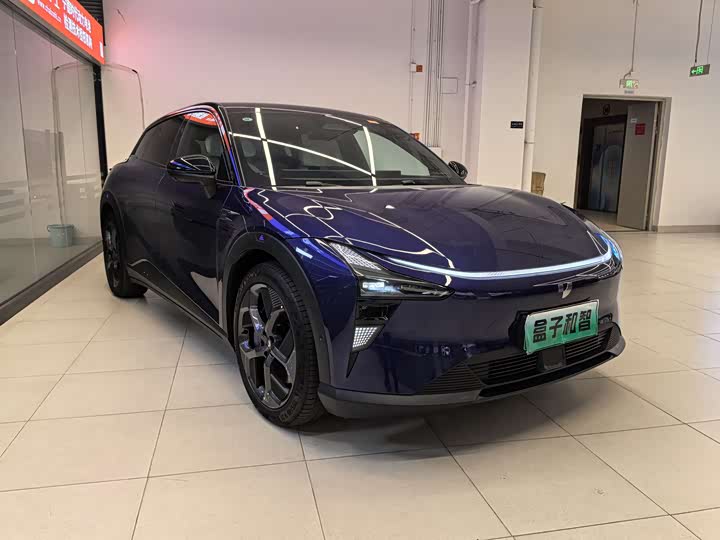 Фото 3 - Geely Jiyue 01