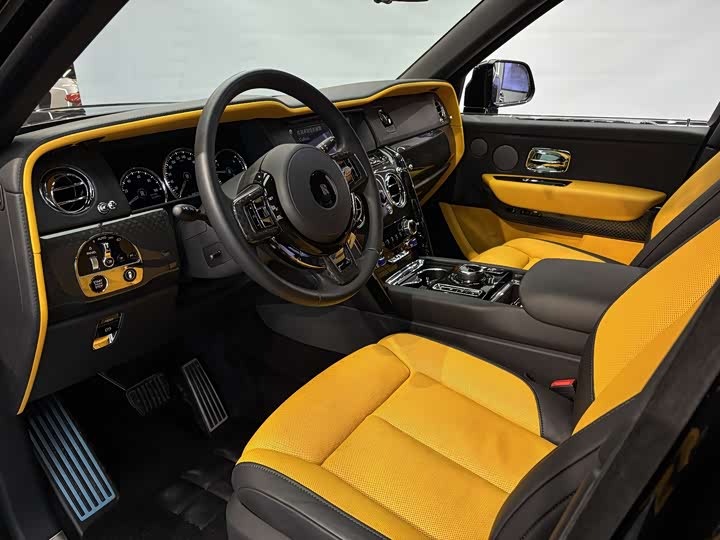 Фото 5 - Rolls-Royce Cullinan