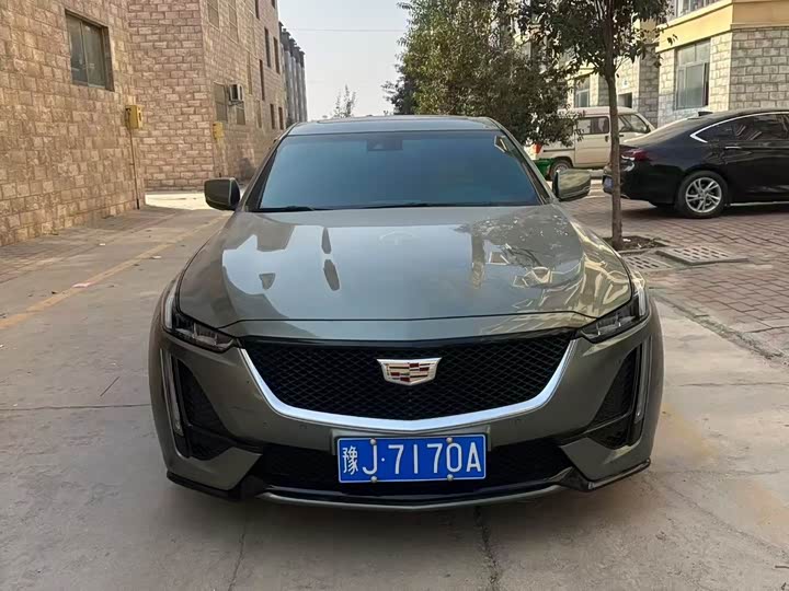 Фото 2 - Cadillac CT5