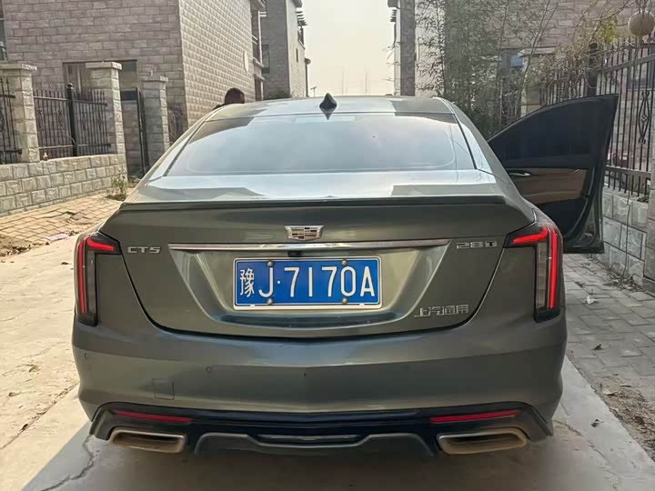 Фото 8 - Cadillac CT5