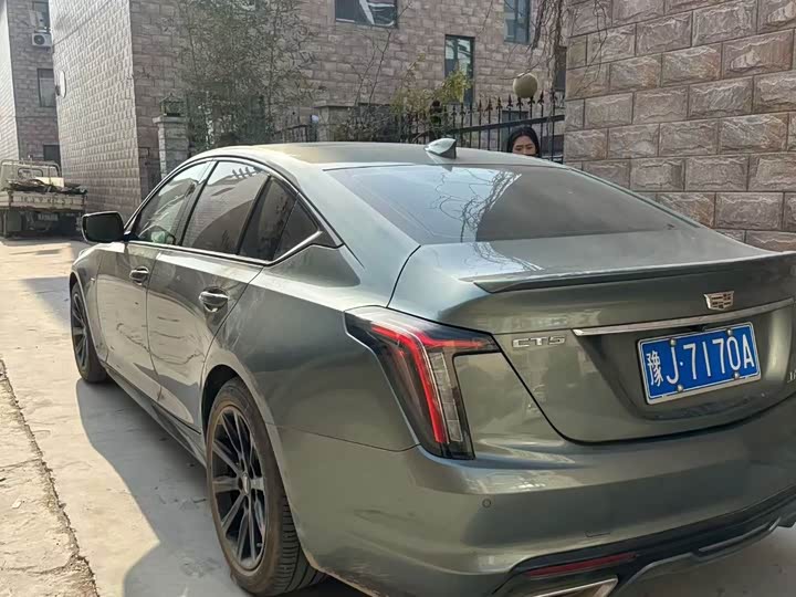 Фото 9 - Cadillac CT5