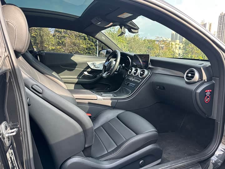 Фото 8 - Mercedes-Benz C-Class