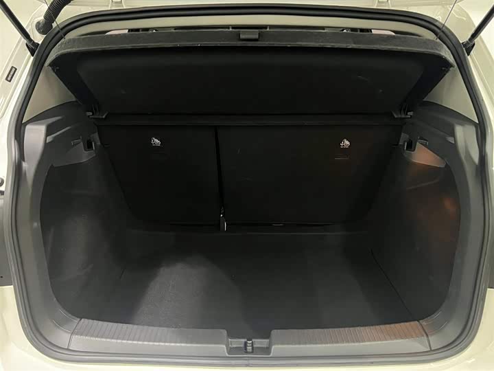 Фото 7 - Volkswagen T-Cross