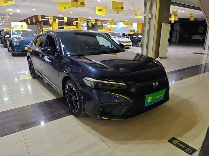 Фото 4 - Honda Civic