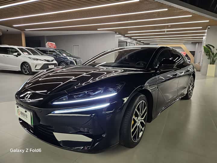 Фото 1 - Denza Z9GT