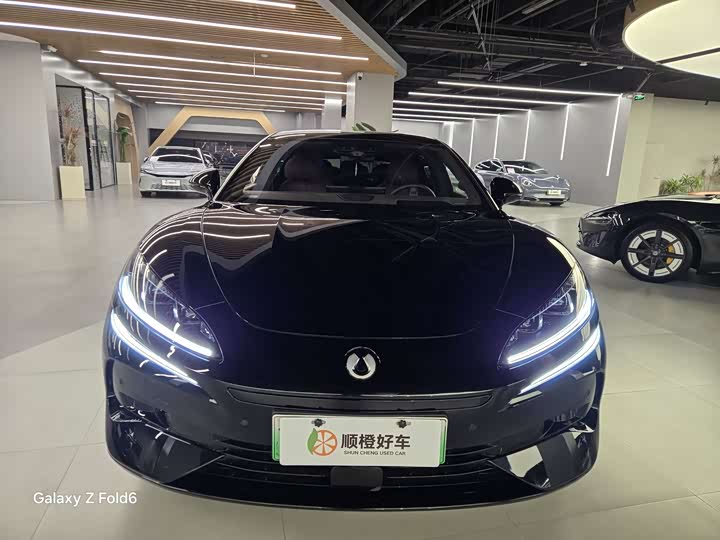 Фото 2 - Denza Z9GT