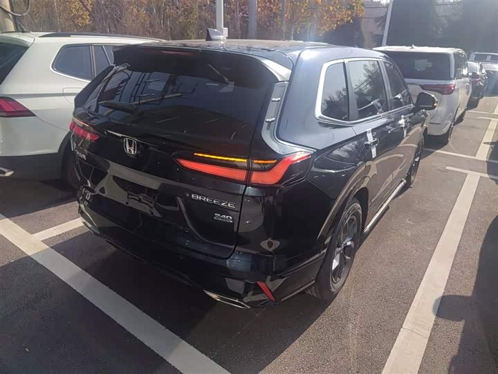 Фото 7 - Honda Breeze