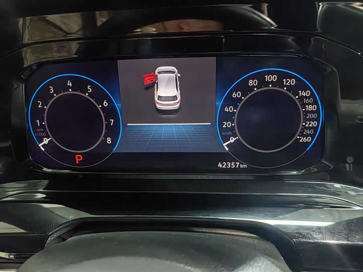 Фото 7 - Volkswagen Golf