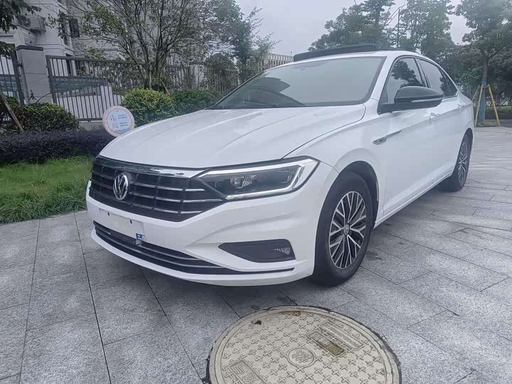 Фото 2 - Volkswagen Sagitar L