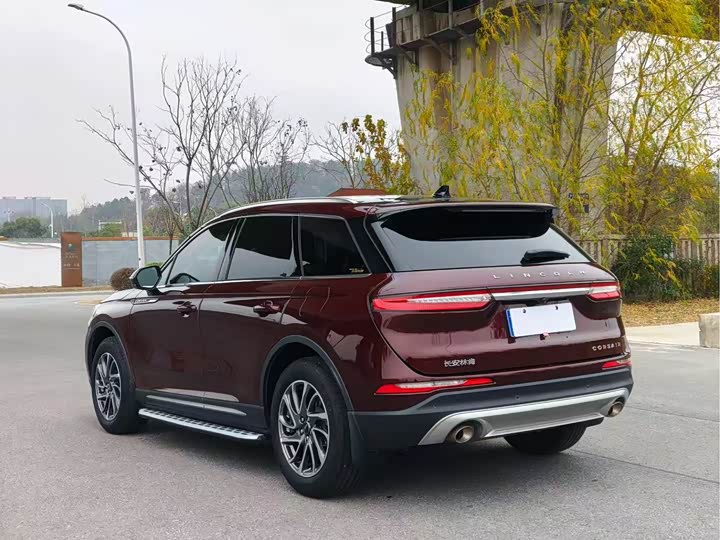 Фото 5 - Lincoln Corsair