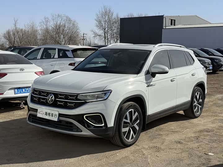 Фото 1 - Volkswagen Tayron