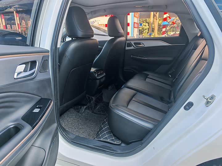 Фото 5 - GAC Aion S