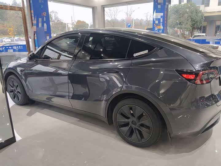 Фото 5 - Tesla Model Y