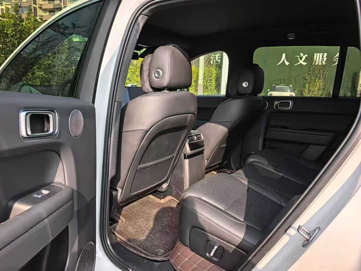 Фото 9 - LiXiang L6