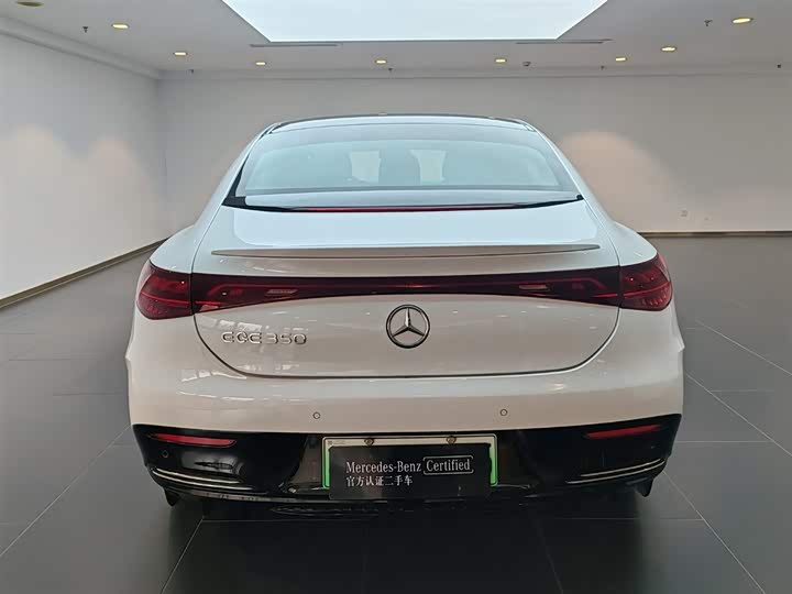 Фото 3 - Mercedes-Benz EQE