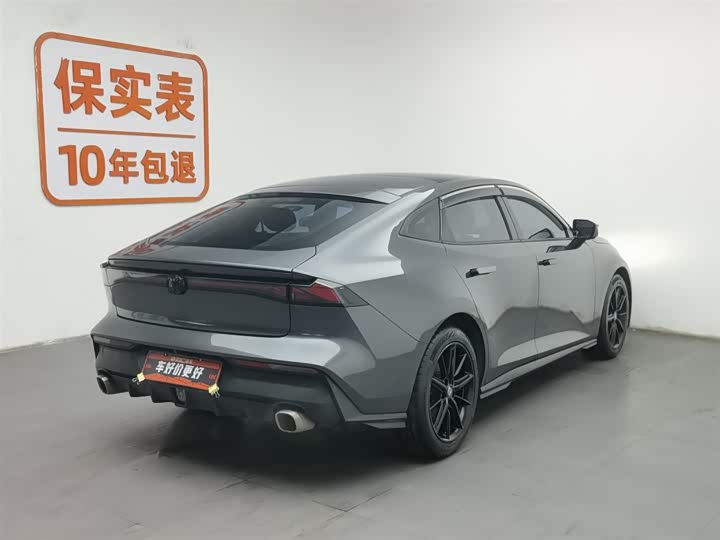 Фото 2 - Changan UNI-V